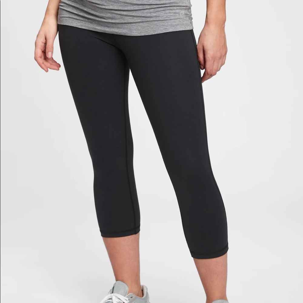 Gap Maternity Capri Leggings